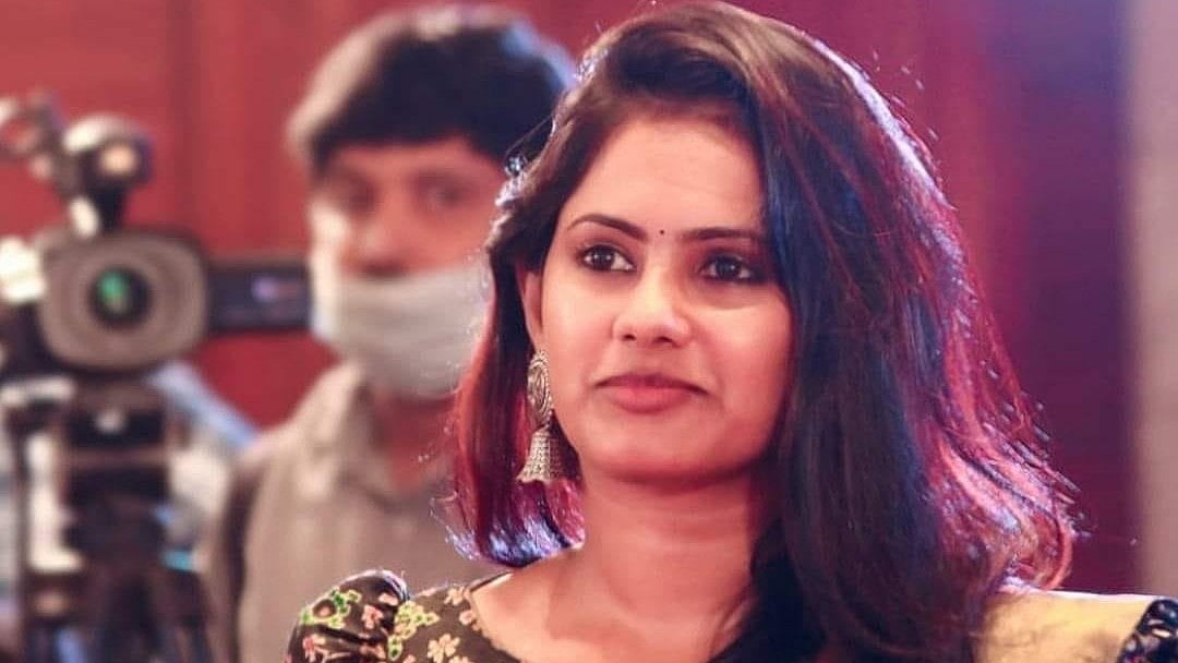 നടി രേഖ നായരുടെ കാറിടിച്ച് റോഡരികില്‍ കിടന്നുറങ്ങിയ ആള്‍ മരിച്ചു